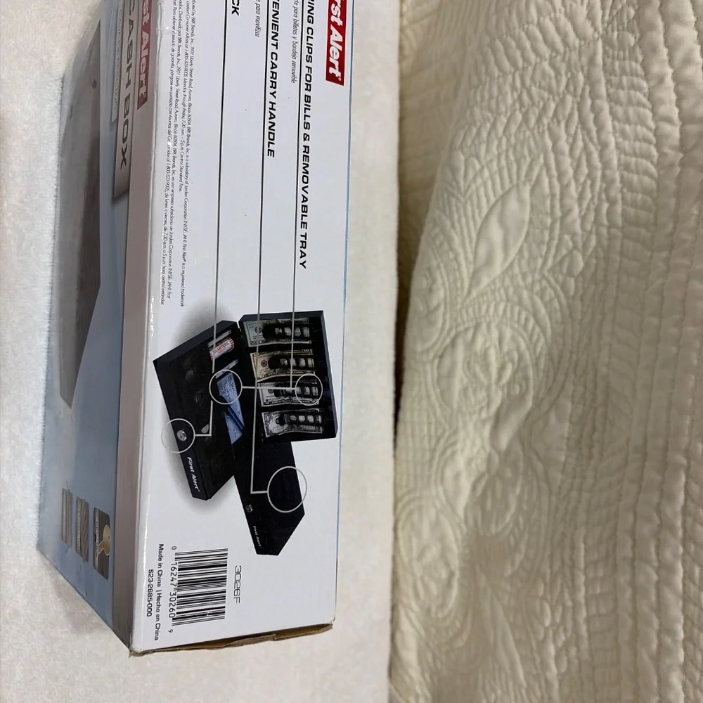 First Alert, Metal cash box. Removable tray. NIB